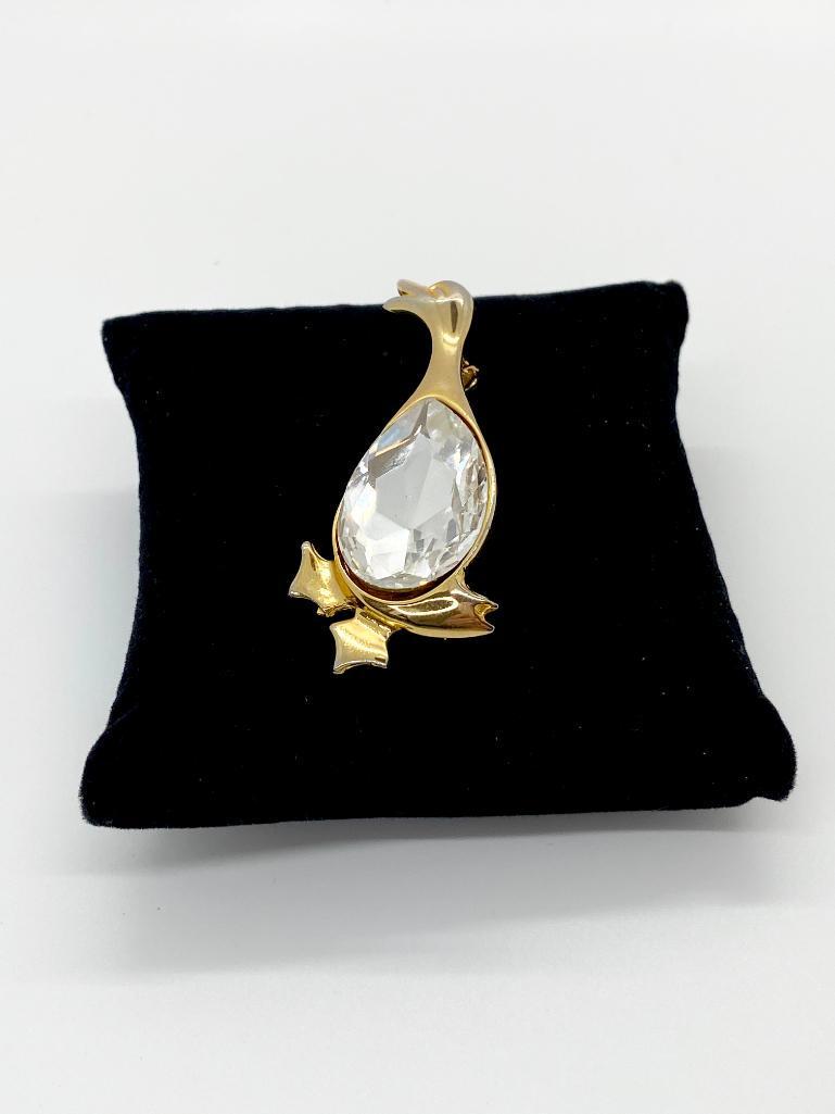 VINTAGE 80's P&M PARIS JEWELD BELLY GOOSE BROOCH PIN (1 of 3)