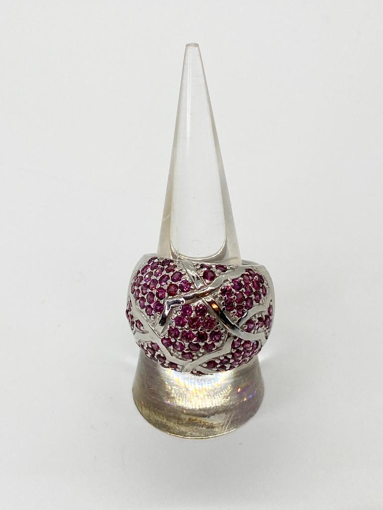 AN OVERSIZED BOMBE STERLING SILVER RING COVERED IN PINK (1 of 3)