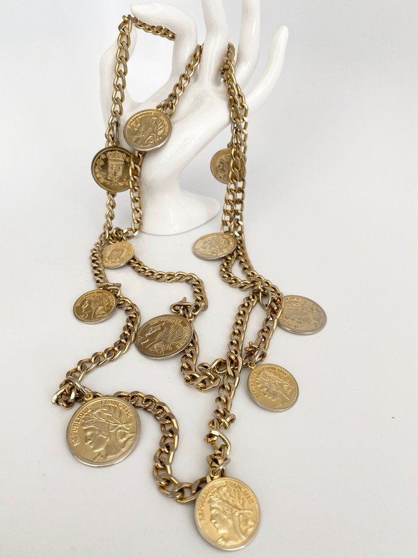 VINTAGE REPUBLIQUE FRANCAISE LARGE FRENCH COIN SAUTOIR (1 of 2)