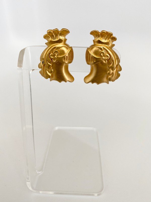 RARE VINTAGE KARL LAGERFELD MYSTEROUS KNIGHT EARRINGS: A fun pair of ear clips featuring mysterious detailed knights. Each measures 1 1/2" and are unsigned by Karl Lagerfeld