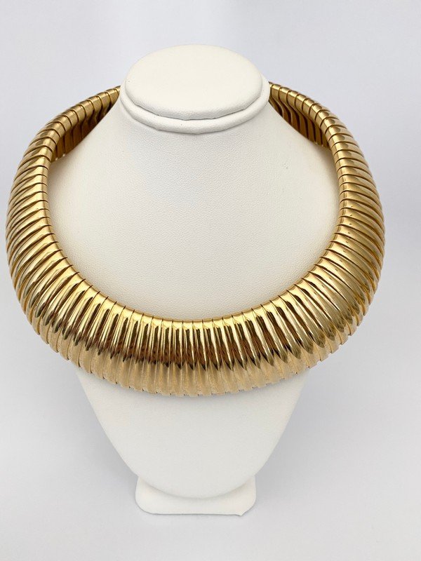 CLASSIC VINTAGE TUBOGAS STYLE 80S RUNWAY GASPIPE CHOKER: A 17" choker in tobugas fashion measuring 1 1/2" thick