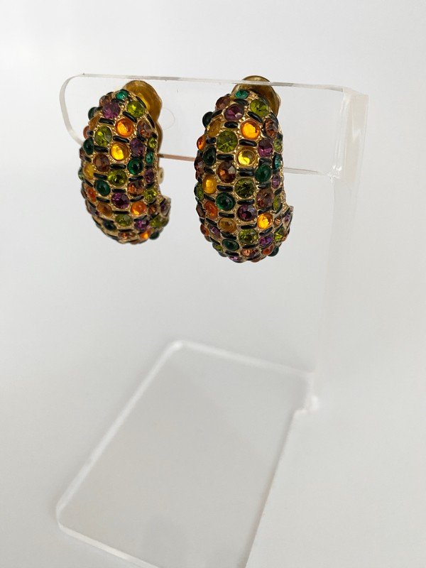 RARE 70'S ST JOHN FESTIVAL OF COLOR RUNWAY EARRINGS (1 of 3)