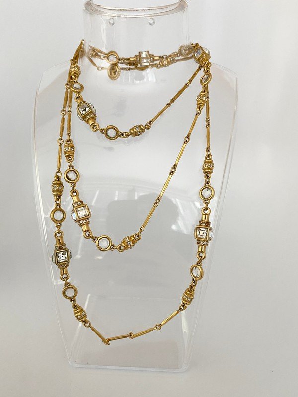 VINTAGE ST JOHN 80'S RUNWAY STATIONED LONG NECKLACE (1 of 2)
