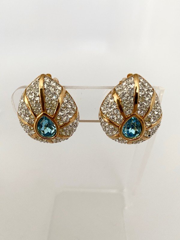VINTAGE SWARVOSKI RUNWAY LOOK OF WEBB EARRINGS: A pair of 2" ear clips by Swarvoski with early swan mark