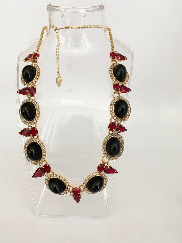VINTAGE 70'S OVERSIZED CABCHON RUNWAY JEWELED NECKLACE (1 of 2)
