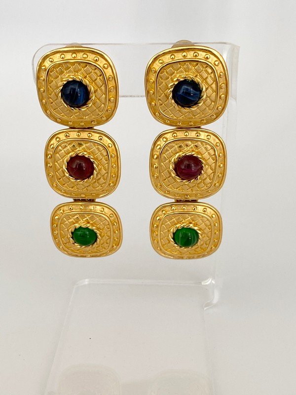VINTAGE DIOR RUBY EMERALD SAPPHIRE GRIPOIX EARRINGS (1 of 2)