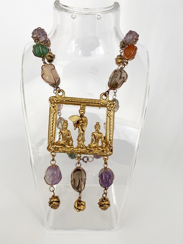 VINTAGE DESIGNER ESTATE SEMI PRECIOUS ASIAN NECKLACE (1 of 2)