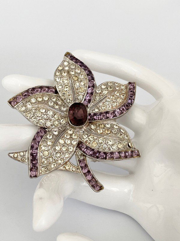 VINTAGE UNSIGNED MAZER INVISIBLE SET AMETHYST FLOWER (1 of 2)