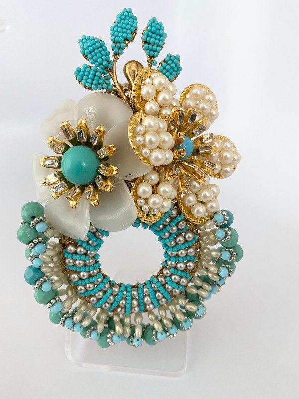 1 OF A KIND SIGNED LARRY VRBA TURQUOISE RUNWAY BROOCH (1 of 3)