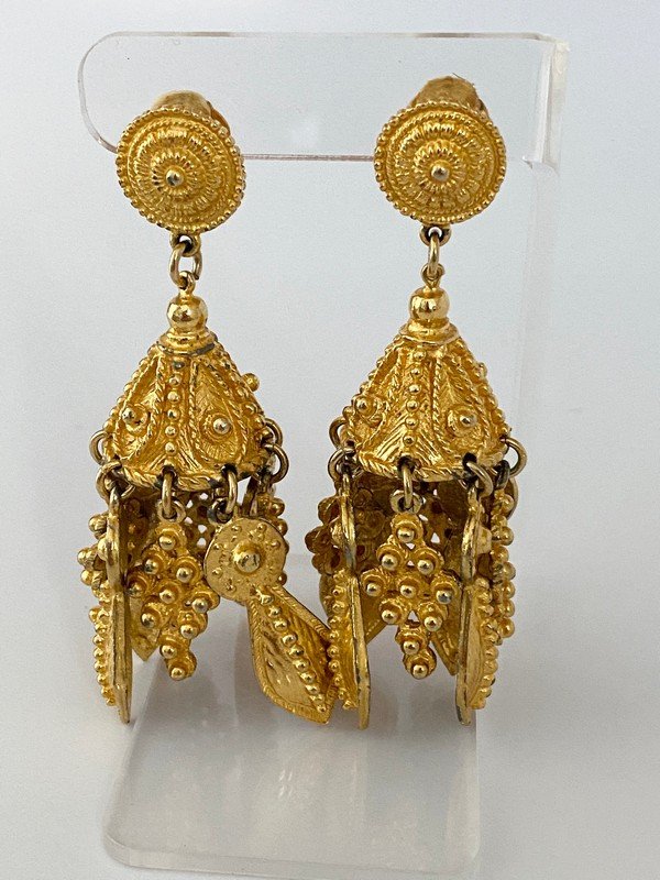 1 OF A KIND PROTOTYPE KENNETH LANE KJL EARRINGS (1 of 3)