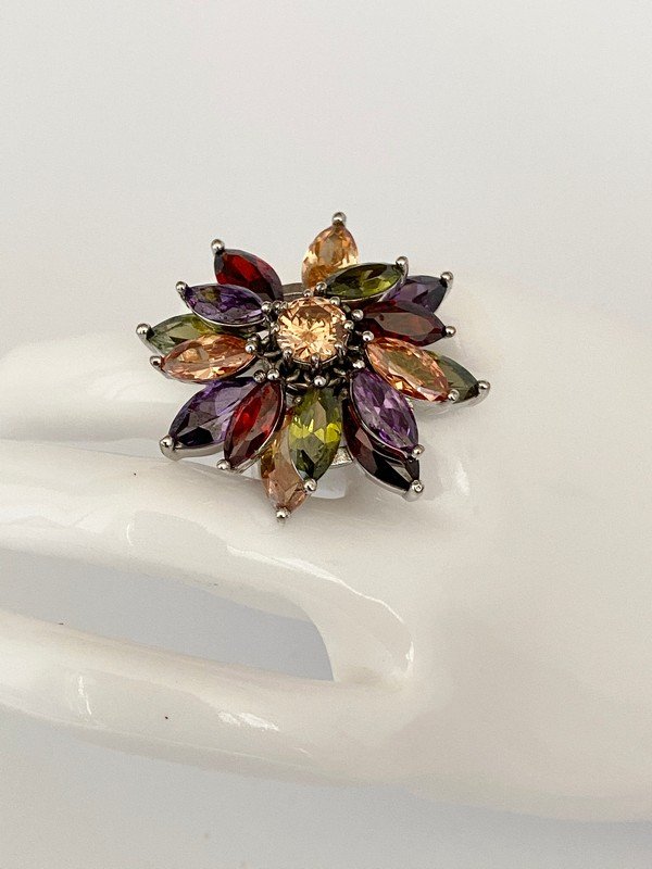 DESIGNER MOGUL ESTATE CZ FLOWER MECHANICAL RING (1 of 2)