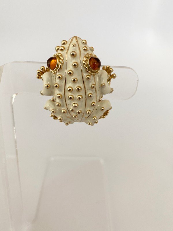 A NEVER WORN 80'S CINER ENAMELED JEWELED FROM BROOCH: A never worn sample by Ciner, unsigned and never worn, Measures over 2 1/4" and is heavy