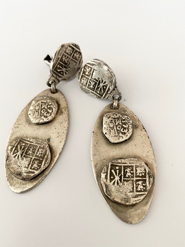 A PAIR OF SIGNED HATTIE CARNEGIE RUNWAY COIN EARRINGS: A 3 1/4" long pair of ear clips signed Hattie Carnegie