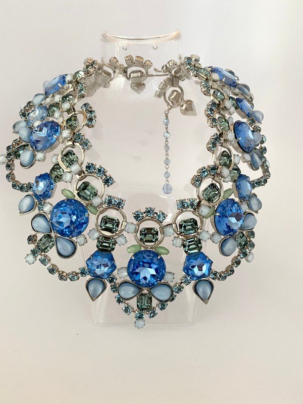 1 OF A KIND VRBA RUNWAY SAPPHIRE GLASS MASTERPIECE (1 of 5)