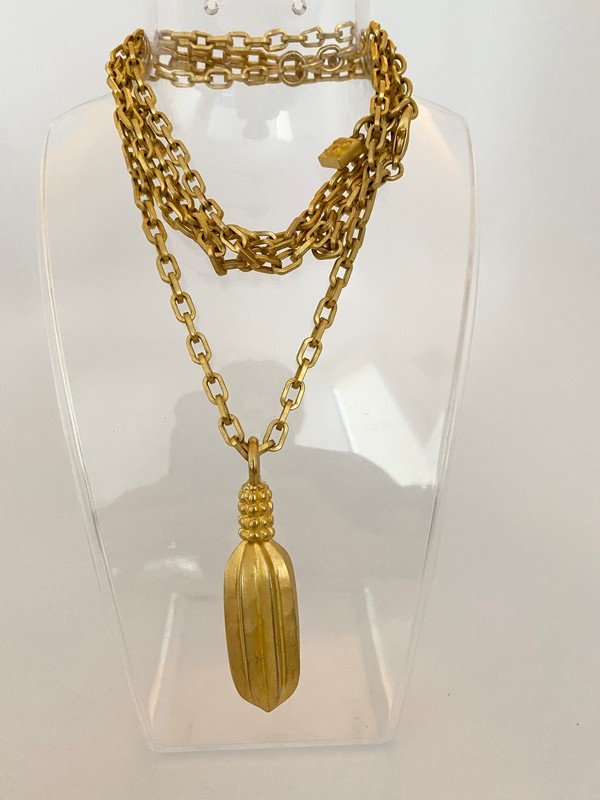 DRAMATIC KARL LAGERFELD VINTAGE PARIS AMULET NECKLACE (1 of 3)