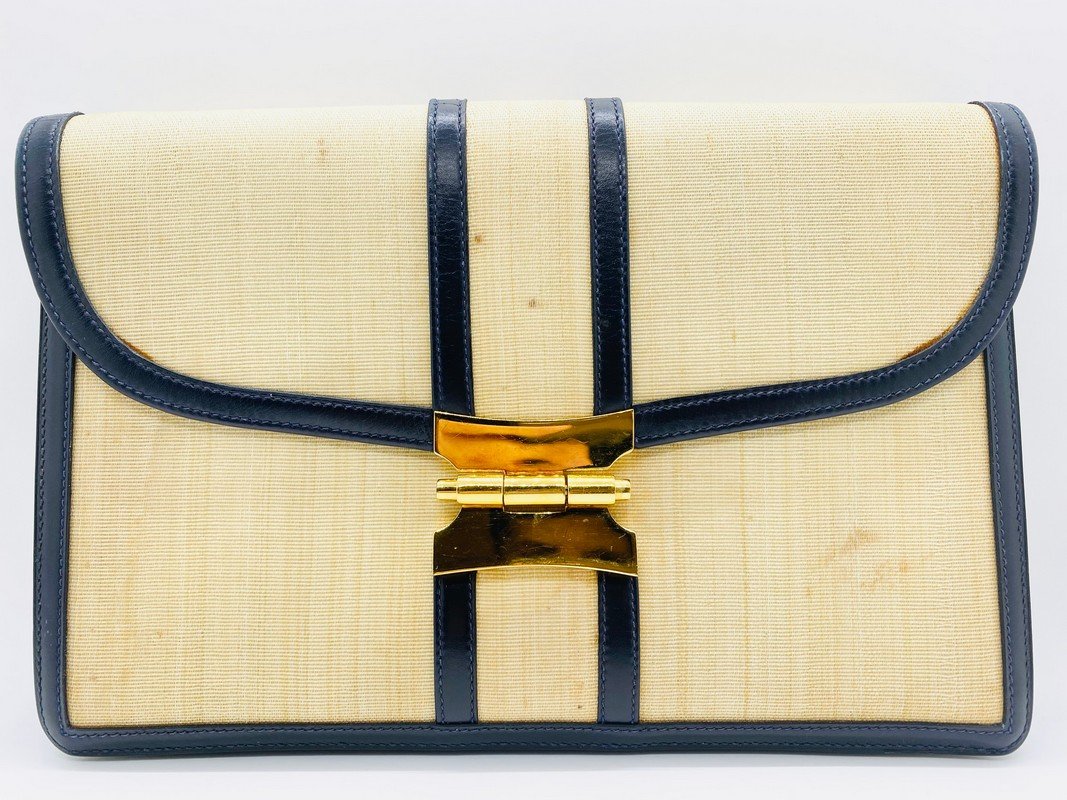 VINATGE HERMES PARIS FRANCE LEATHER ESTATE CLUTCH PURSE BAG (1 of 5)