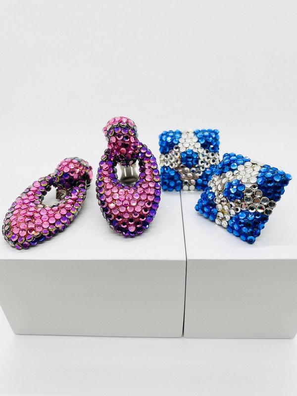 VINTAGE OVERSIZED LOT OF SEQUIN 80'S RICHARD KERR EARRINGS (1 of 2)