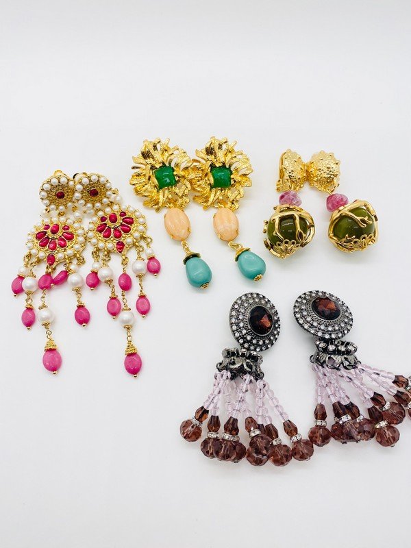 A LOT OF OVERSIZED GLASS DESIGNER SIGNED RUNWAY CHANDELIER EARRINGS (1 of 2)