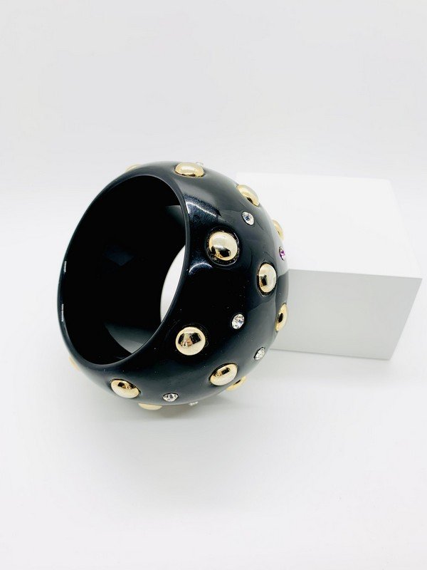 VINTAGE VALENTINO HAUTE COUTURE RUNWAY RESIN GROMMET BANGLE (1 of 2)