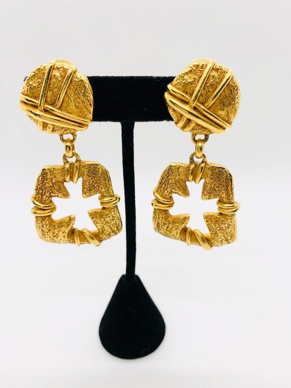 VINTAGE CHRISTIAN LACROIX RUNWAY LARGE EARRINGS (1 of 3)