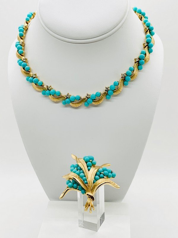 VINTAGE CROWN TRIFARI HARD TO FIND TURQUOISE NECKLACE & BROOCH (1 of 3)