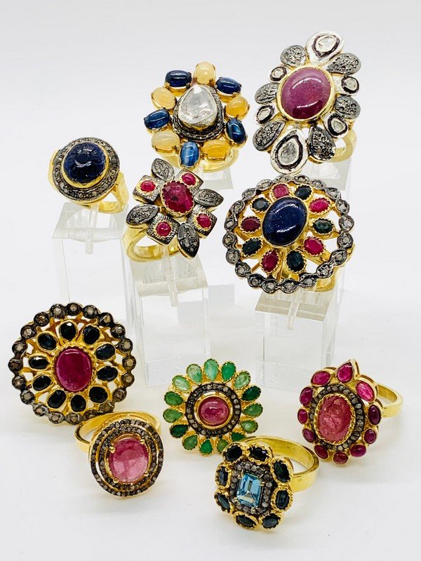 A LARGE COLLECTION OF GOLD OVER STERLING SILVER POLKI DIAMOND GEMSTONE COCKTAIL RINGS (1 of 3)