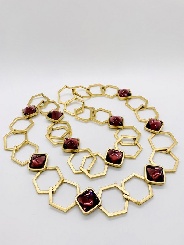 VINTAGE YVES ST LAURENT YSL AMETHYST GLASS LONG RUNWAY NECKLACE (1 of 3)