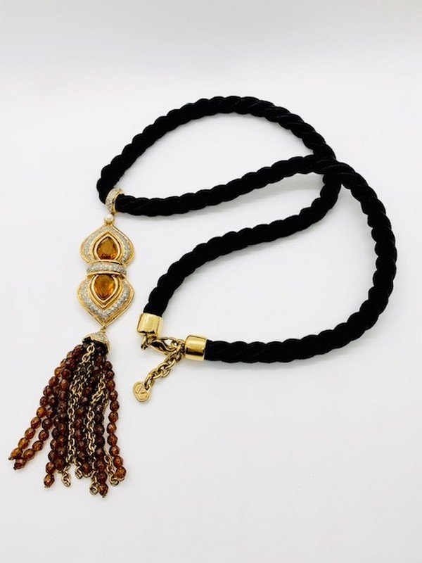 A RARE 80'S SIGNED VALENTINO OVERSIZED JEWELED MOGUL TASSEL NECKLACE (1 of 4)