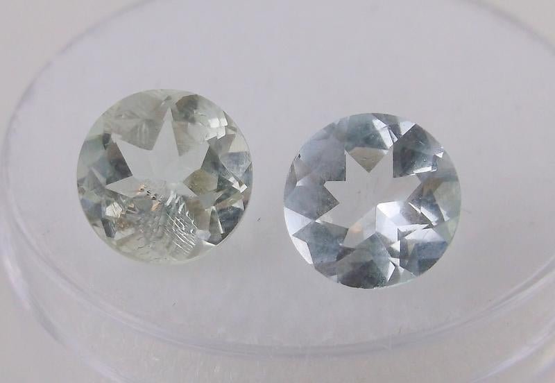 2 Stunning 2ct Genuine Aquamarine Gemstones Solitaires (1 of 3)