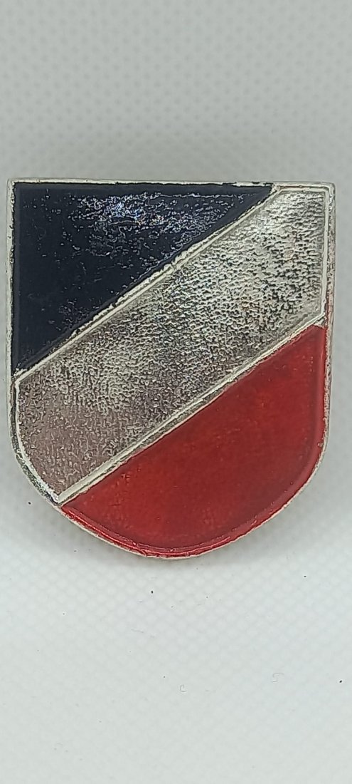 Set of Wehrmacht pith helmet badges: Set of Wehrmacht pith helmet badges, coat of arms and eagle shield. Beautifully made detailed and high-quality processed collector's items with rear thread attachment. See for yourself !!! Really nice