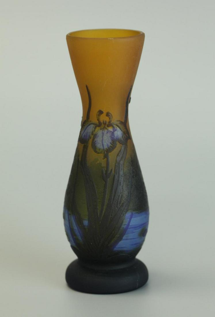 Galle, Tip glass, covered with flowers: Galle, Tip glass, covered with flowers, 5x1.5 inches