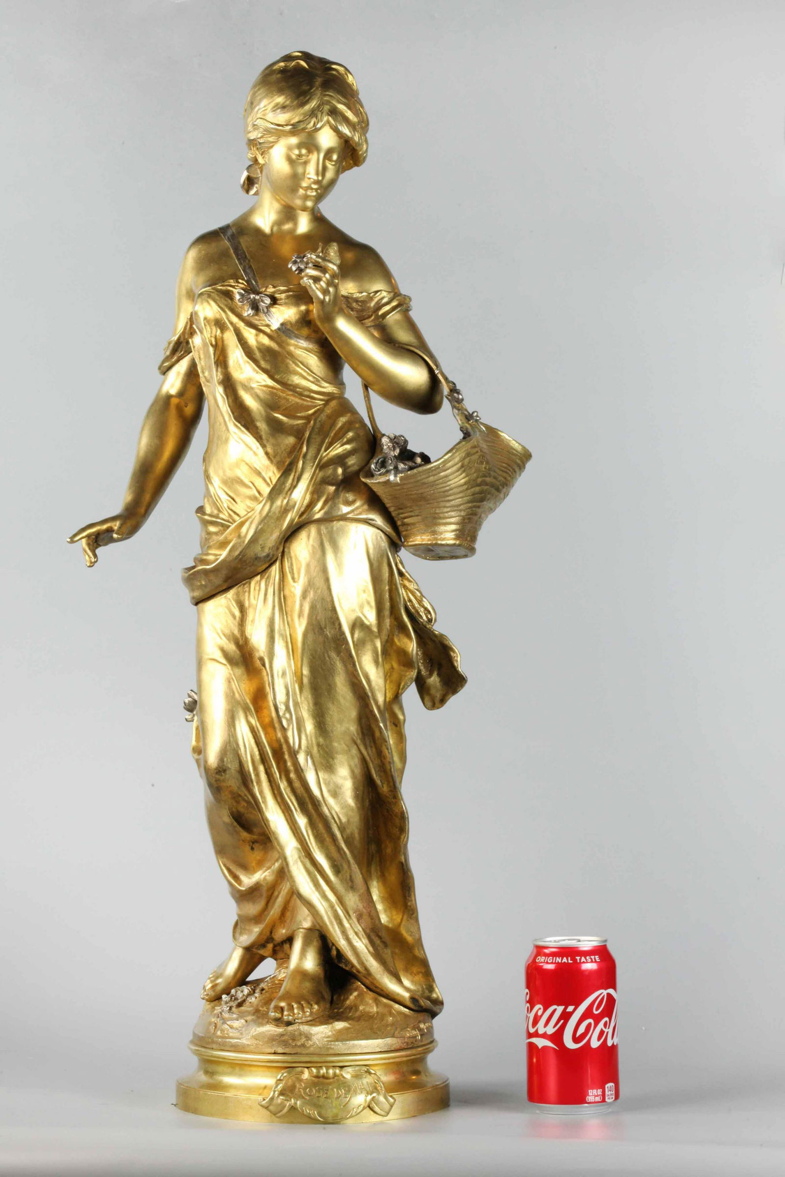 19th century Dore bronze sculpture of pretty woman (1 of 10)