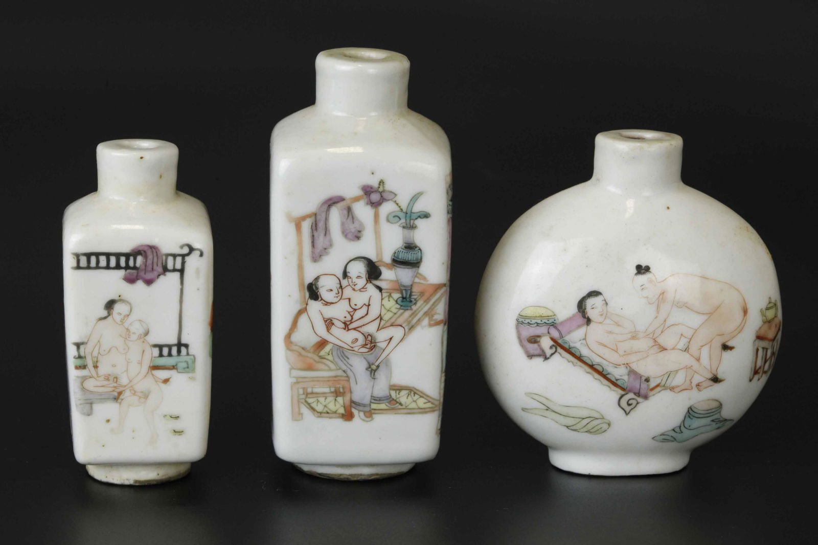 Three antique Chinese porcelain snuff bottles (1 of 5)