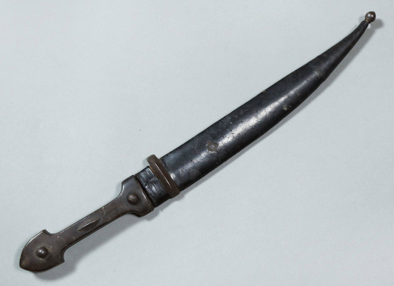 ANTIQUE CAUCASIAN SMALL BEBUT KINJAL DAGGER SMALL SIZE (1 of 4)