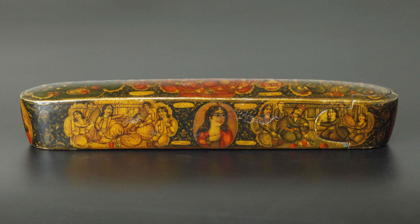 19th century Reed & Barton Francis 1st sterling silver center bowl, marked (1 of 6)