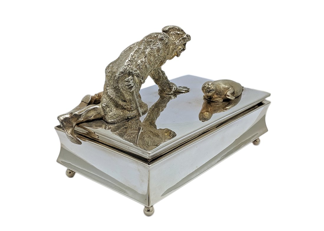 Antique Russian Silver Humidor Cigar Box with Mahogany Wood Interior: Antique Russian solid silver cigar and cigarette humidor box with silver figurines and mahogany wood interior. Hallmarked with maker's mark in Cyrillic Grachev Brothers and 84 silver standard.H: 5 inc