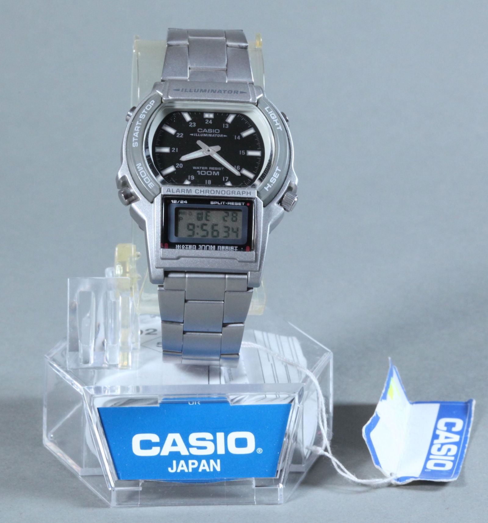 Casio OLD/NEW STOCK. Casio ILLUMINATOR, ALARM CHRONOGRAPH. (1 of 4)
