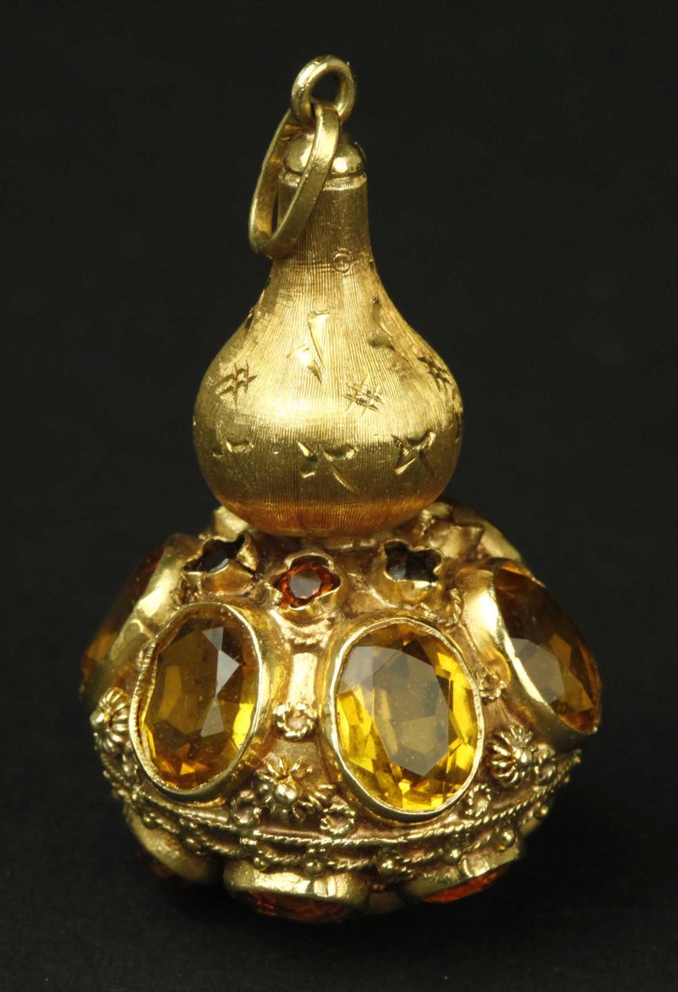 Large 18k gold and citrine pendant (1 of 5)