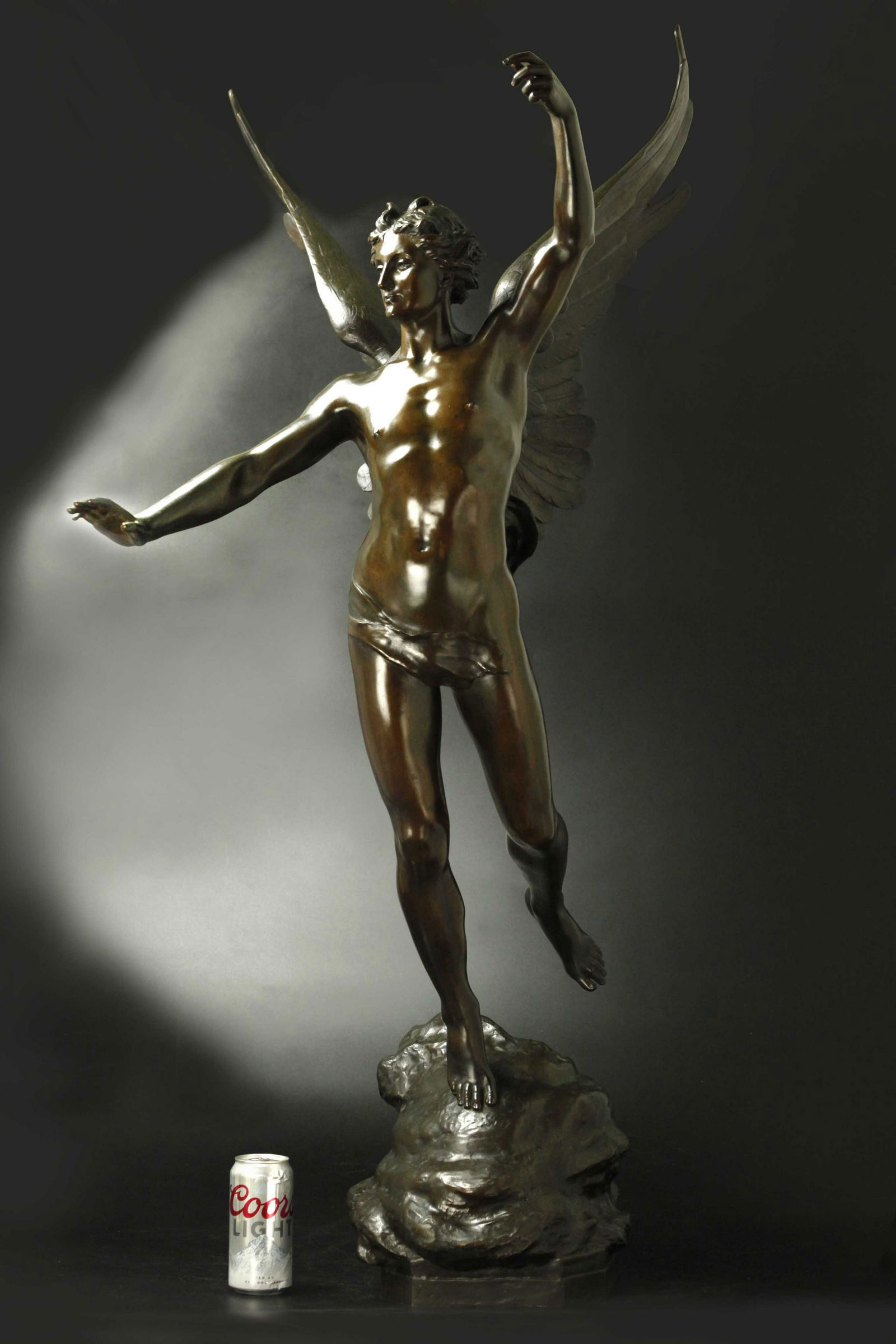 Extra large brouze sculpture of "Le Triomphe" , by Daillion, Horace, (French 1854-1937), signed (1 of 9)