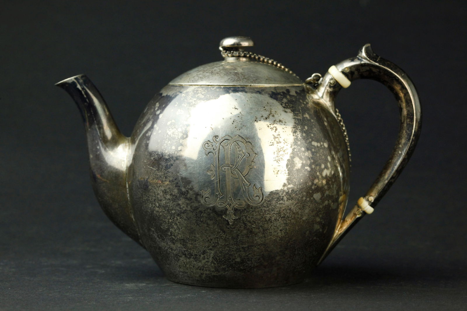 19th century Russian silver 84 teapot, marked "SAZIKOV A.C 1875 84" (1 of 5)