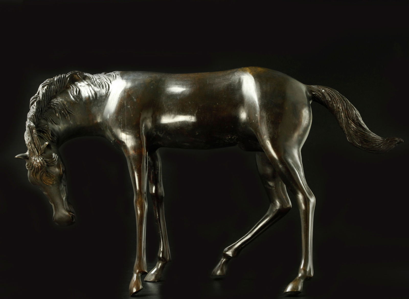 Antique bronze statue of a horse (1 of 5)