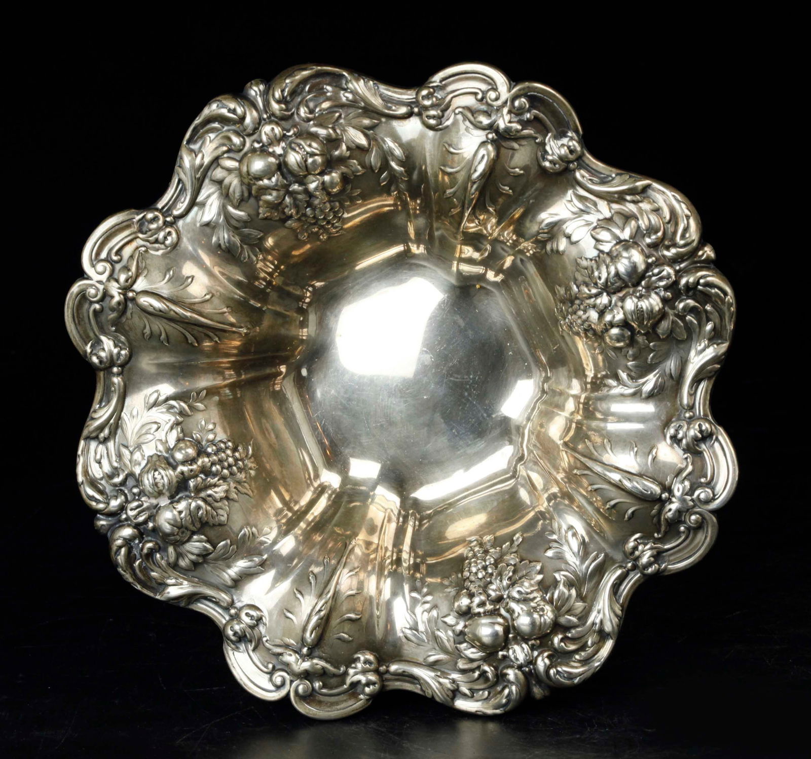 Reed & Barton Francis 1st sterling silver bowl, marked "Reed & Barton Sterling X569 Francis 1" (1 of 7)