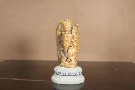 A Shoushan Field-yellowstone CLoud and Dragon Pattern Rockery Ornament Chinese Qing Dynasty: Size:7.6cmx6.7cmx15cm
