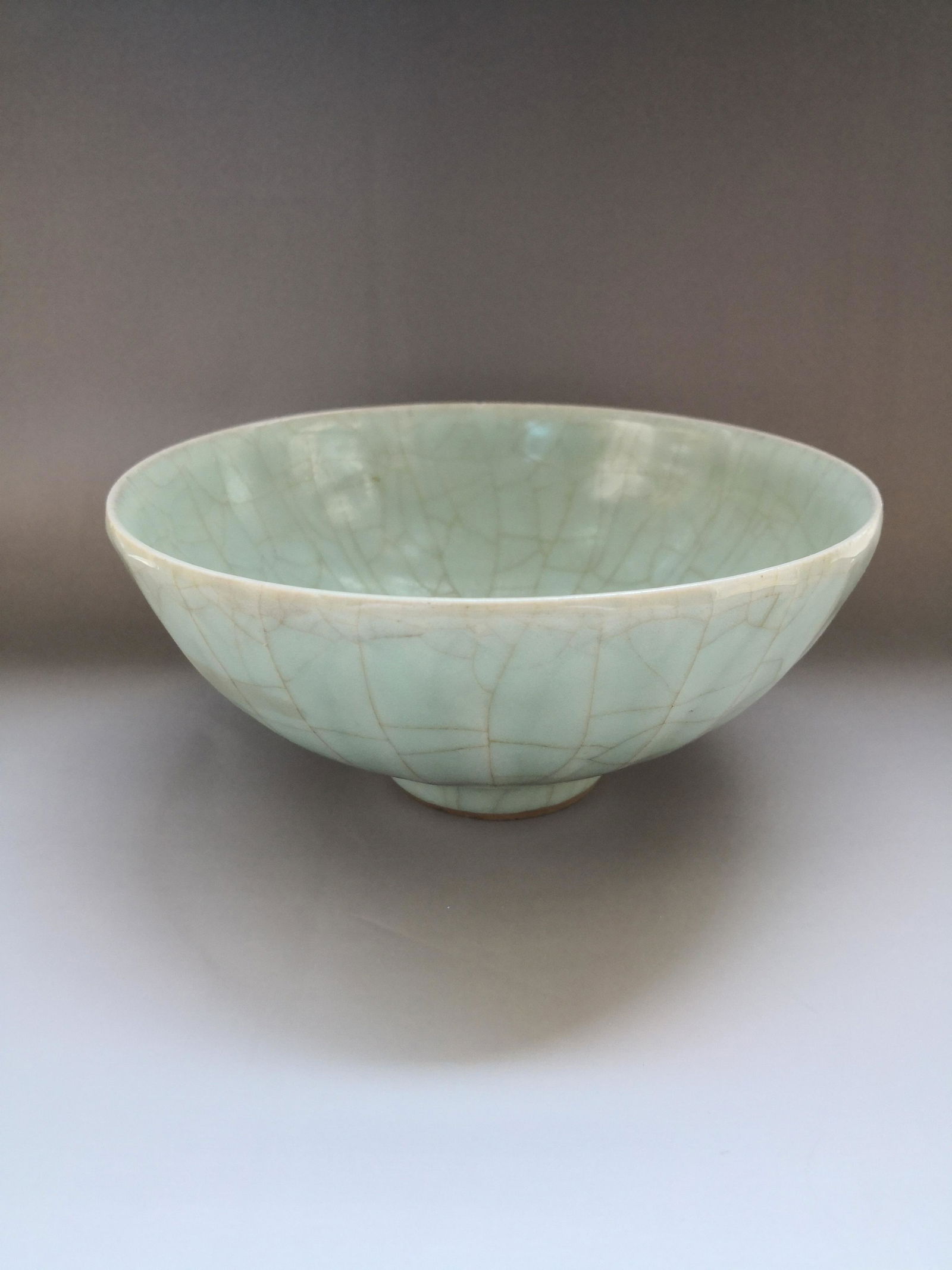 China, Guan Yao Type Green Glaze Petaloid Bowl (1 of 4)