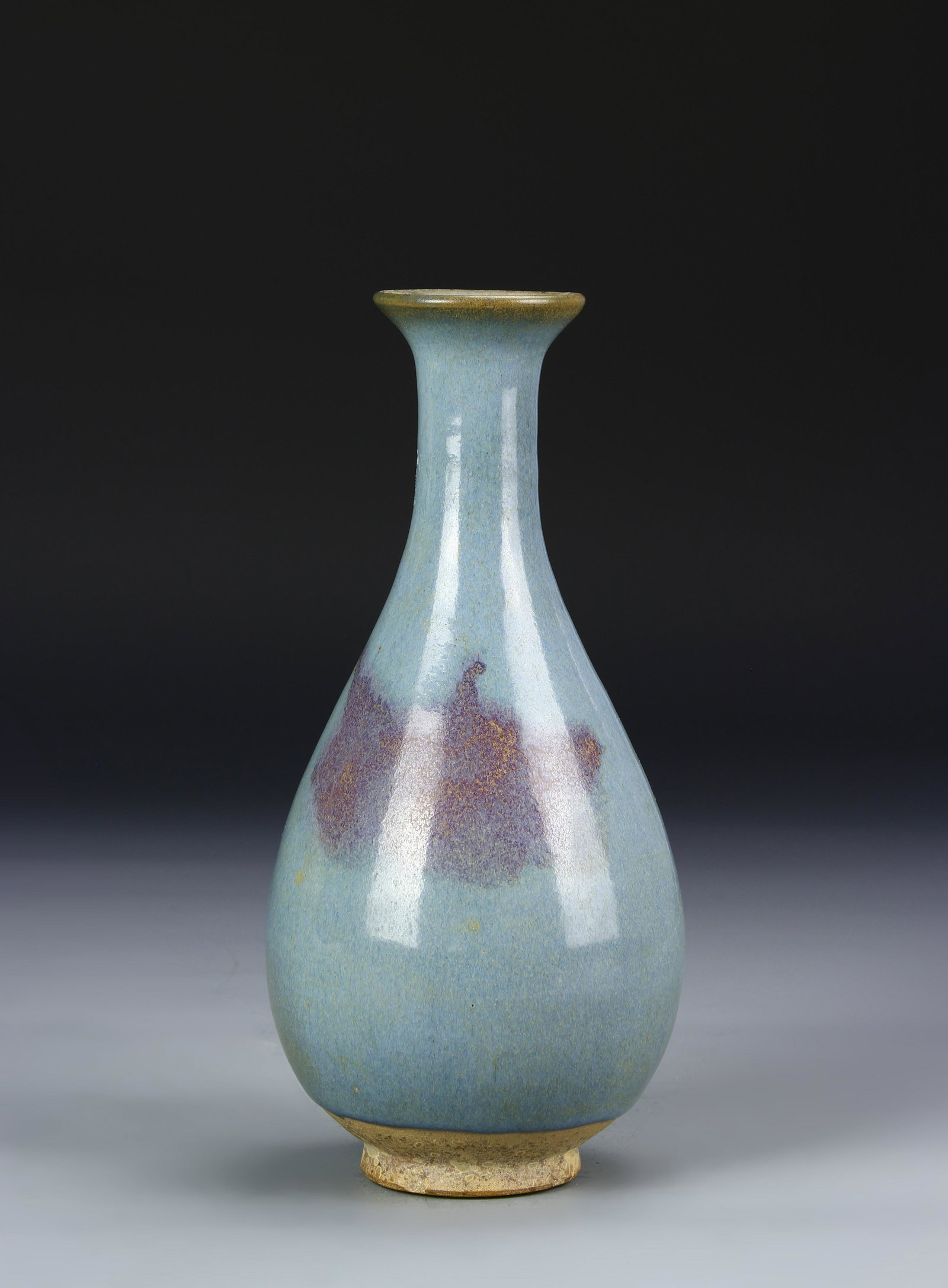 Chinese Junyao Yuhuchunping Vase (1 of 5)
