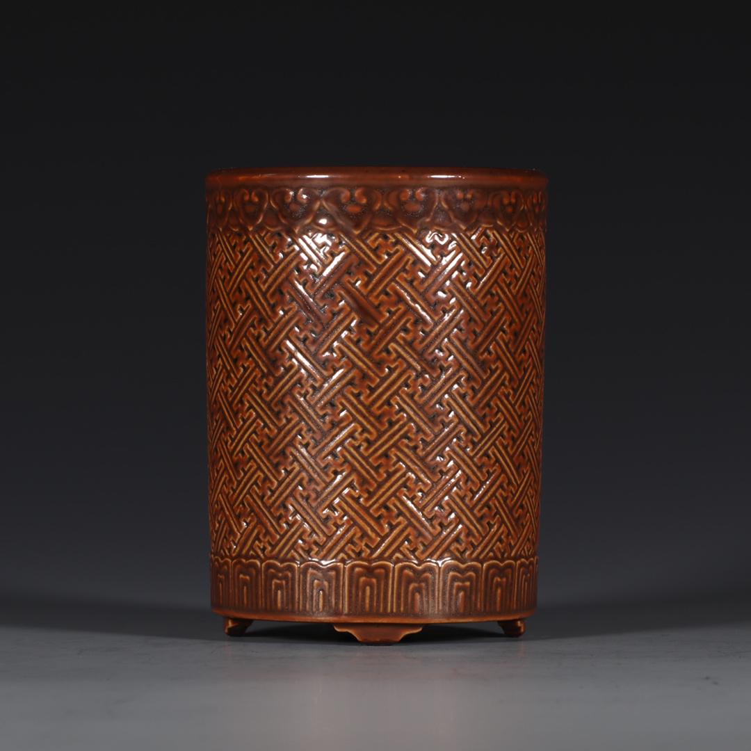 Chinese porcelain crafts (1 of 6)