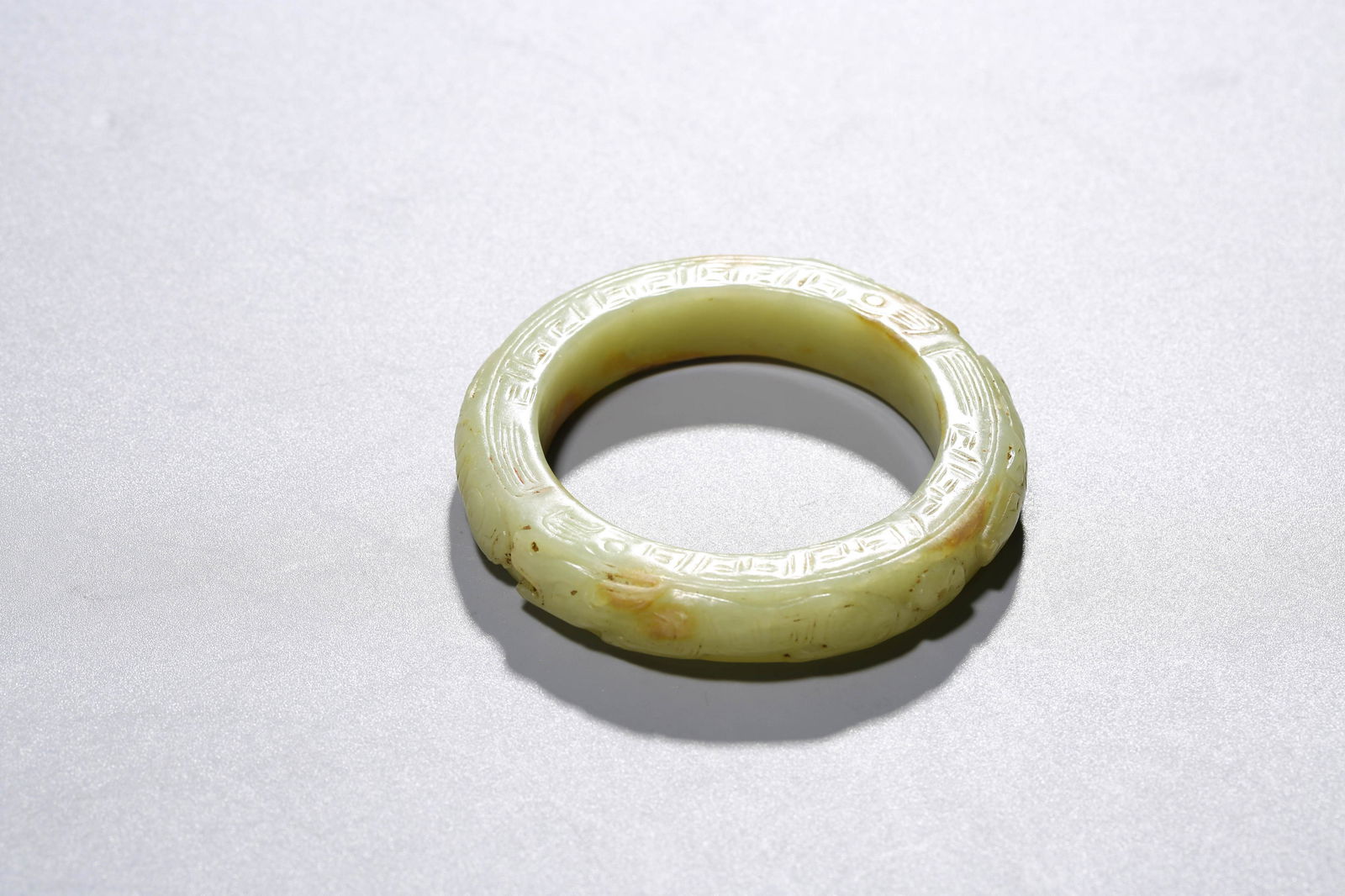 A CHINESE YELLOW JADE BRACELET (1 of 7)