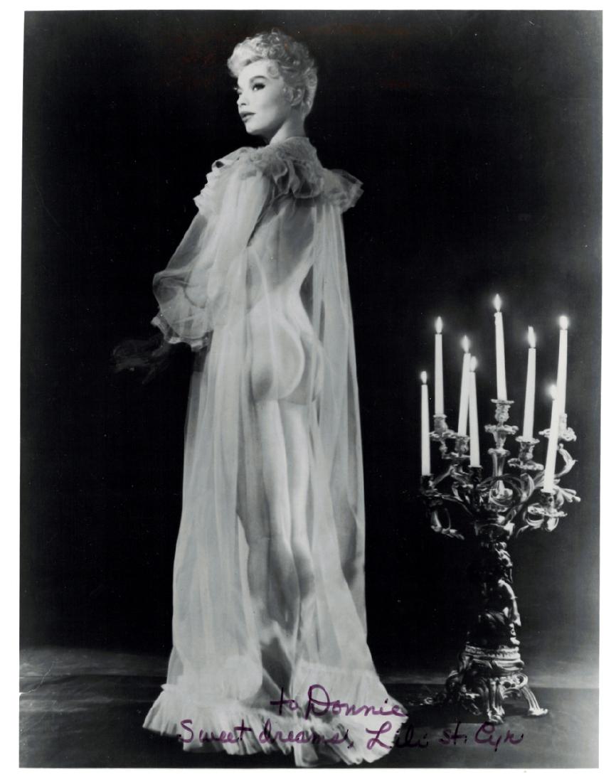 Stripper LILI ST CYR - Photo Signed (1 of 1)