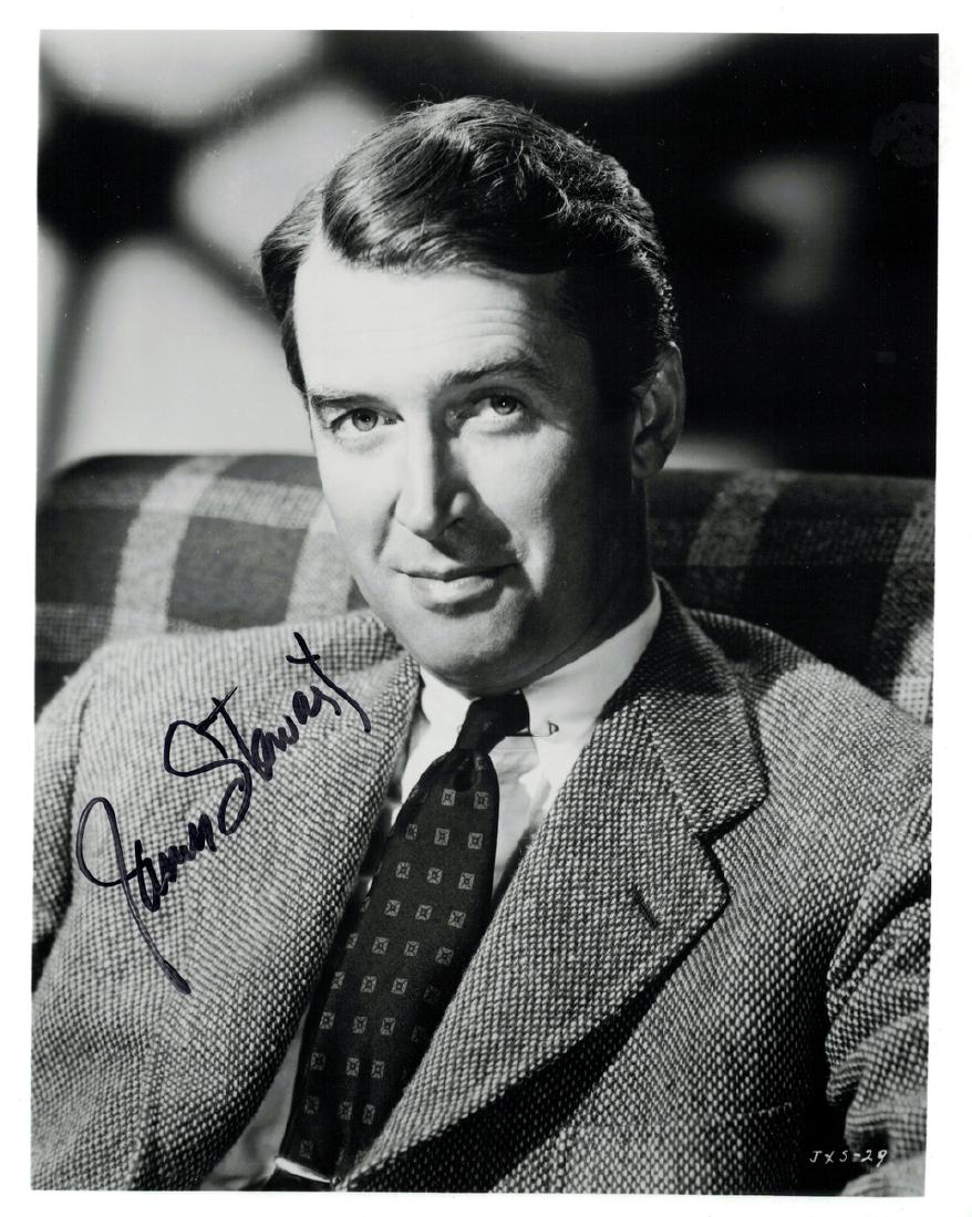 JAMES STEWART - Photo Signed (1 of 1)