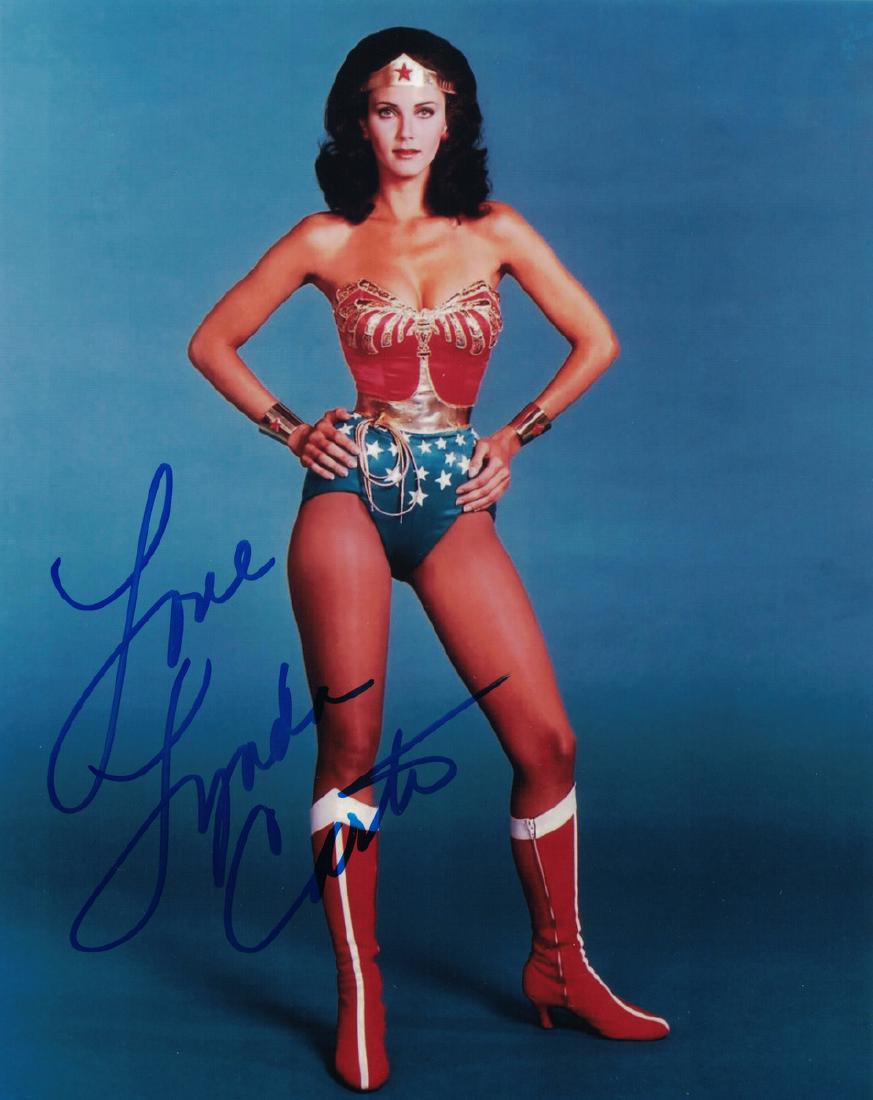 "Wonderwoman" LYNDA CARTER - Photo Signed (1 of 1)